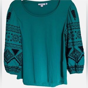 Chico’s Teal Embroidered Sleeve Knit Top Size 2 Large / US 12 - 14